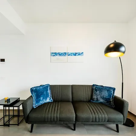 Palazzo Terra Madre Luxury Апартаменти Барі