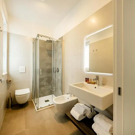 Апартаменти Palazzo Terra Madre Luxury Барі